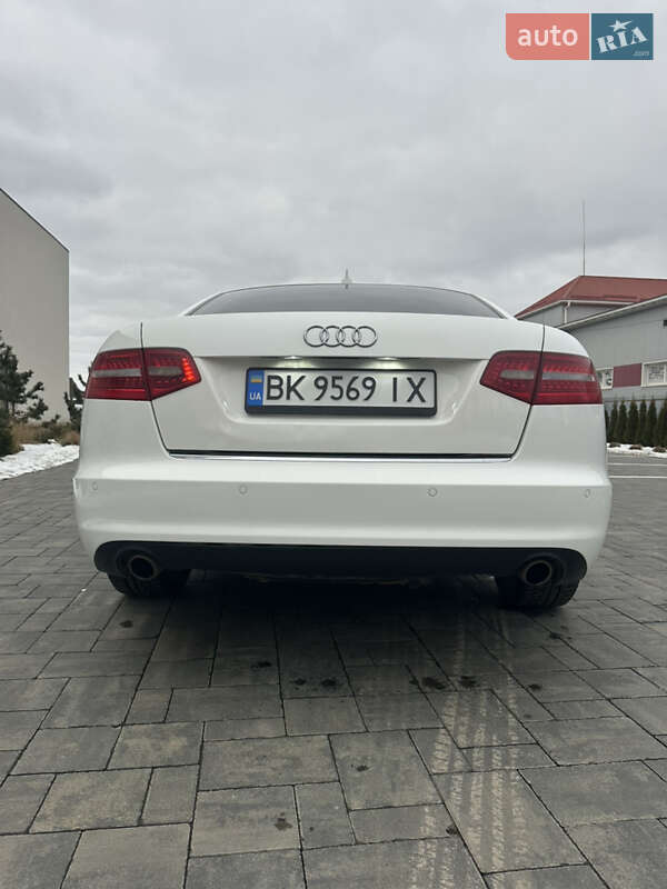 Седан Audi A6 2010 в Луцке