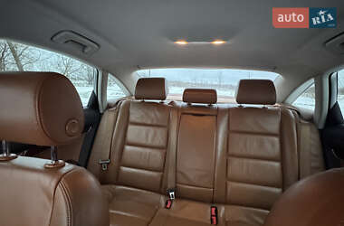 Седан Audi A6 2004 в Гоще