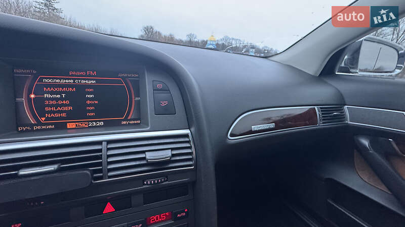 Седан Audi A6 2004 в Гощі