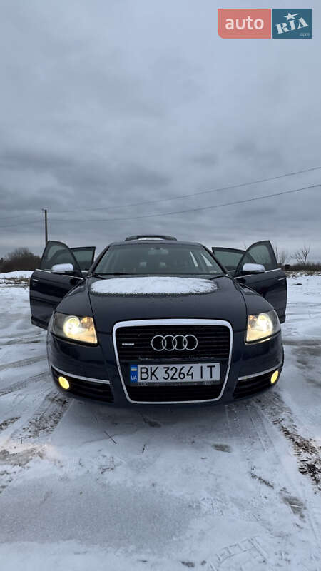 Седан Audi A6 2004 в Гощі