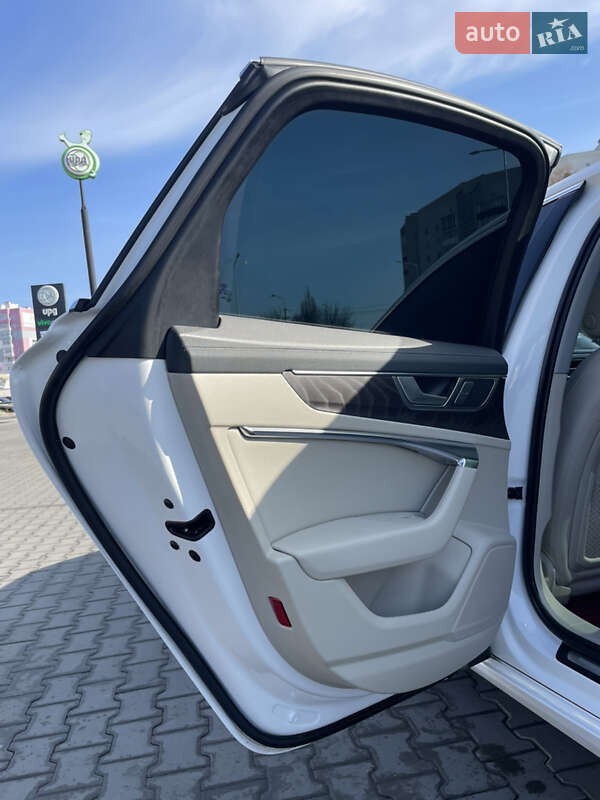 Седан Audi A6 2019 в Луцке