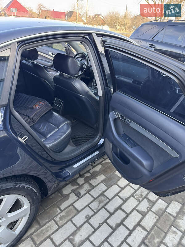Седан Audi A6 2006 в Новоселице