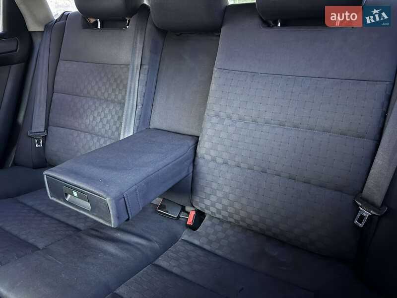 Универсал Audi A6 2004 в Днепре