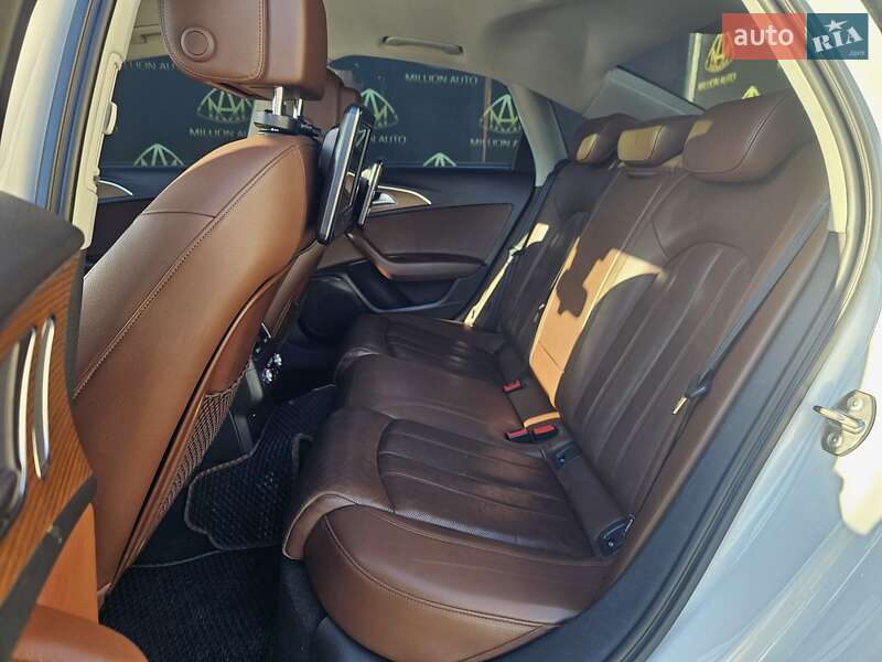 Седан Audi A6 2015 в Киеве