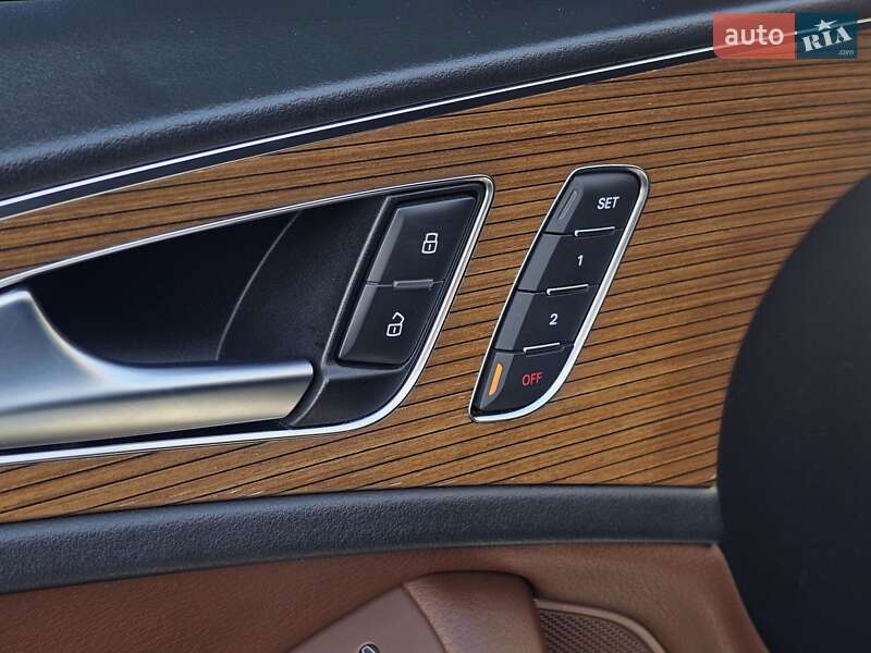Седан Audi A6 2015 в Киеве