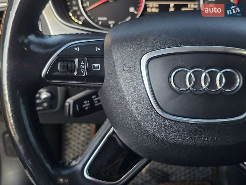 Седан Audi A6 2015 в Киеве
