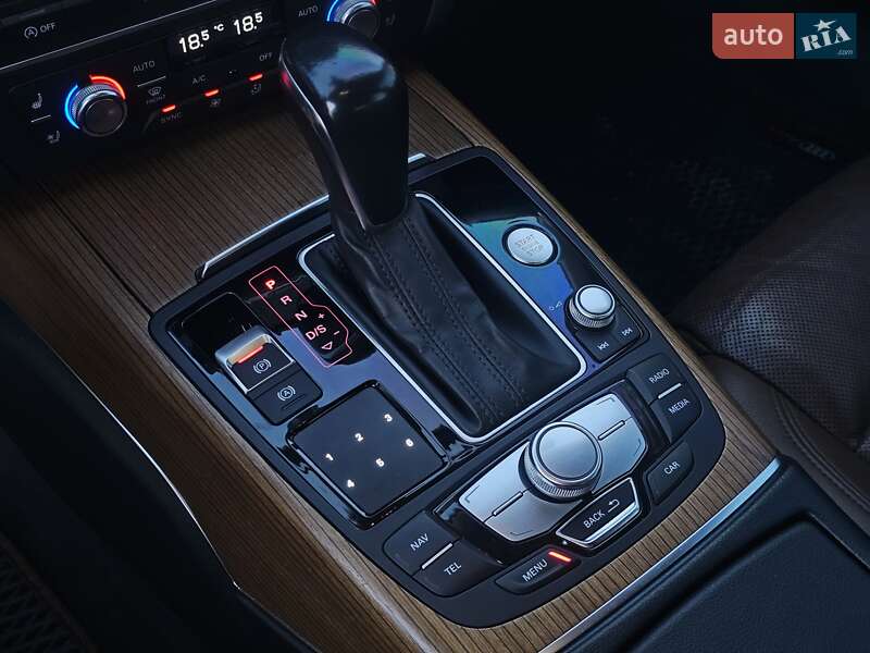 Седан Audi A6 2015 в Киеве