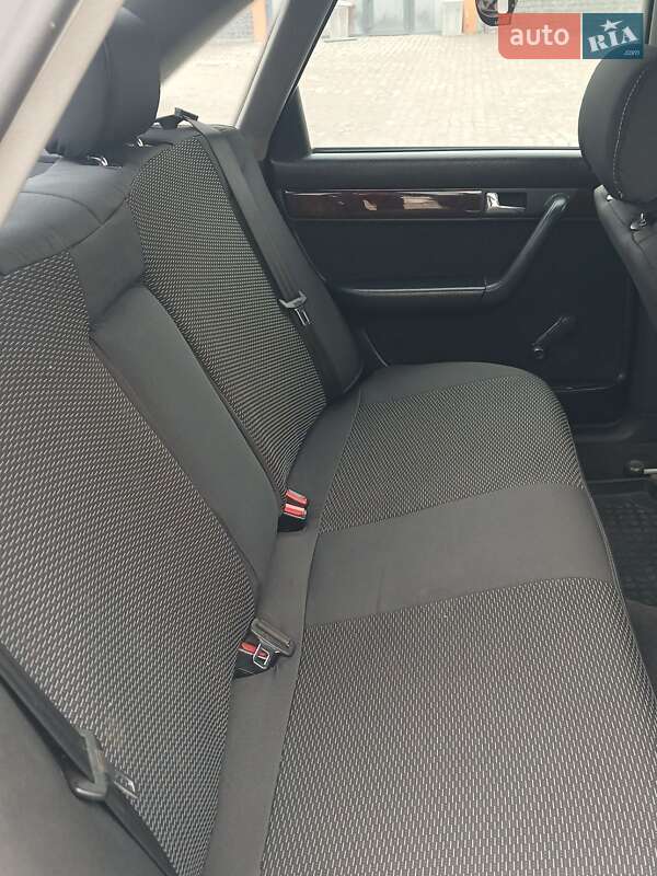 Седан Audi A6 1996 в Кельменцях