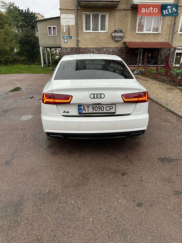 Седан Audi A6 2015 в Долині