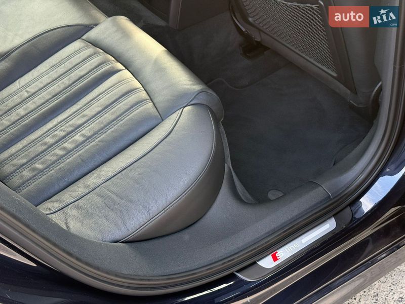 Седан Audi A6 2014 в Ужгороде