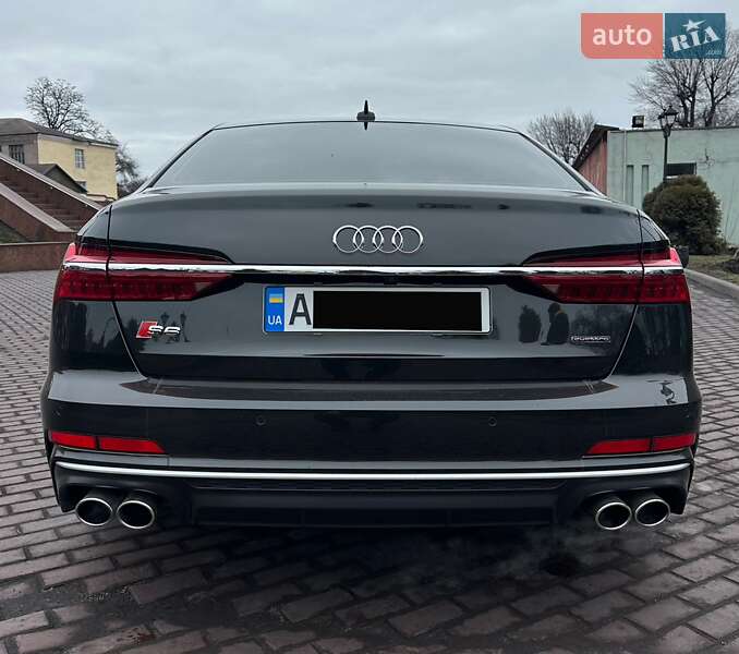 Седан Audi A6 2018 в Днепре