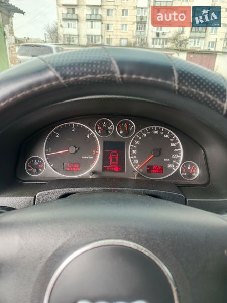 Седан Audi A6 2004 в Узині