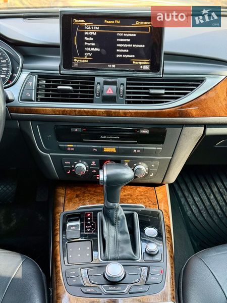 Седан Audi A6 2014 в Киеве