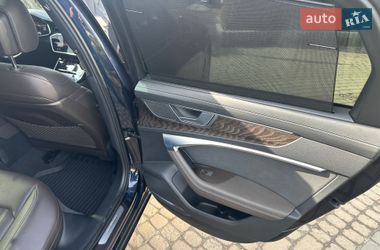 Седан Audi A6 2022 в Львове