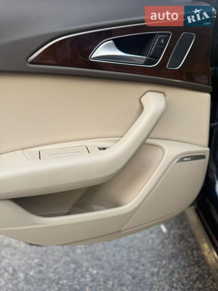 Седан Audi A6 2016 в Киеве