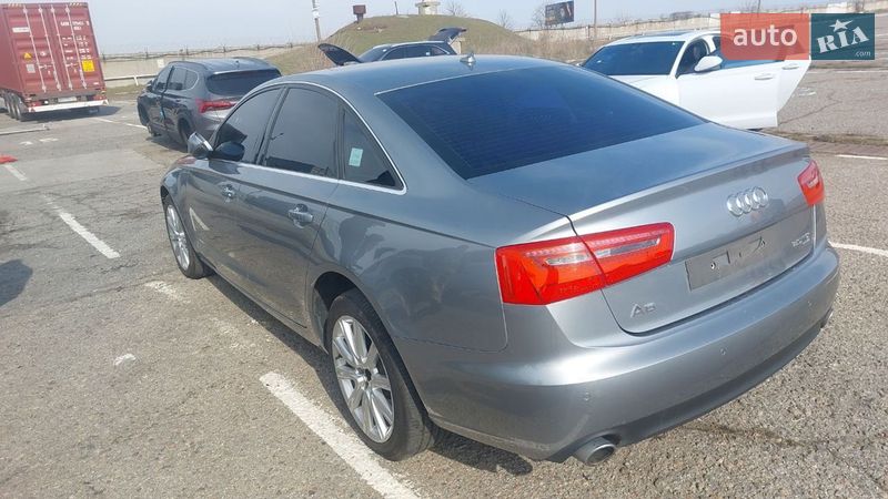Седан Audi A6 2014 в Хорошеве