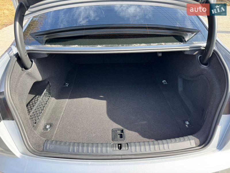 Седан Audi A6 2019 в Львове