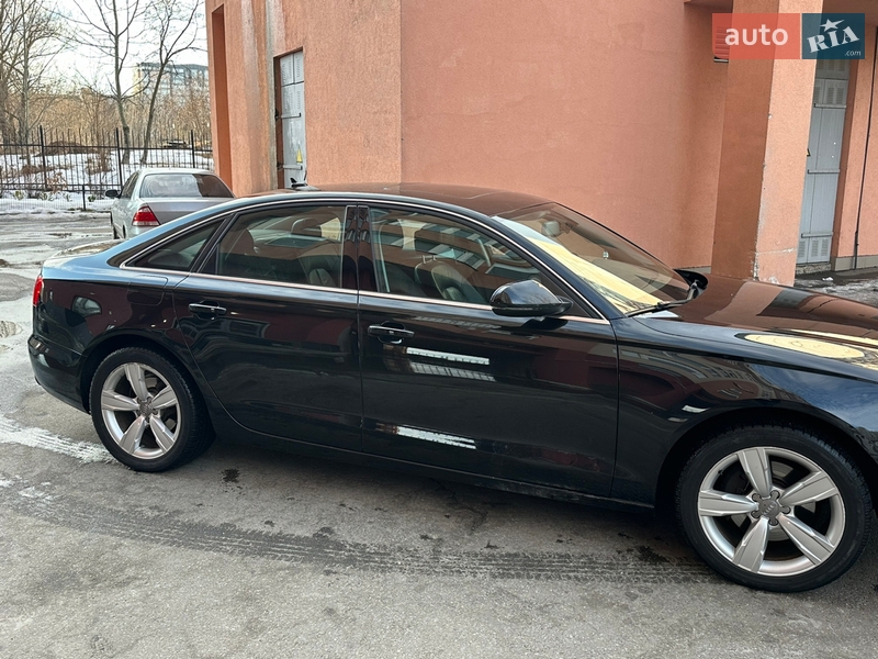 Седан Audi A6 2012 в Киеве