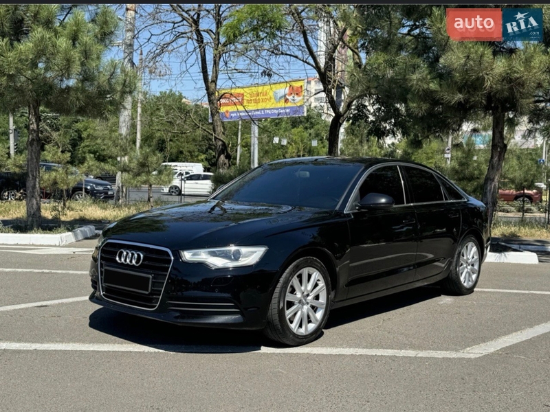 Седан Audi A6 2012 в Киеве