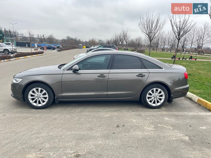 Седан Audi A6 2012 в Ірпені