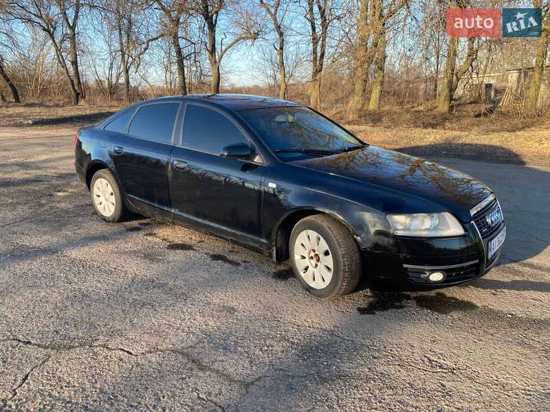 Седан Audi A6 2004 в Смеле