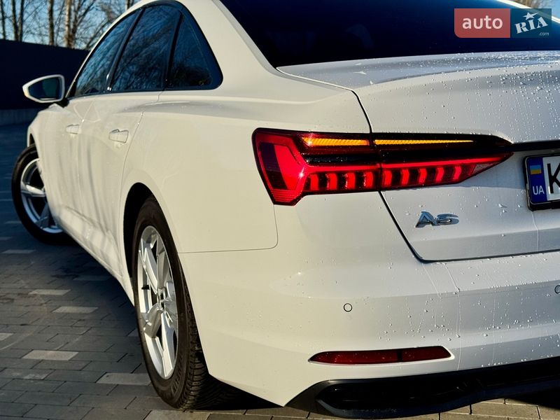 Седан Audi A6 2022 в Киеве