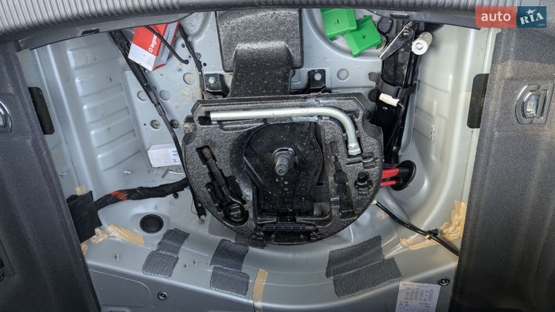 Седан Audi A6 2014 в Львові