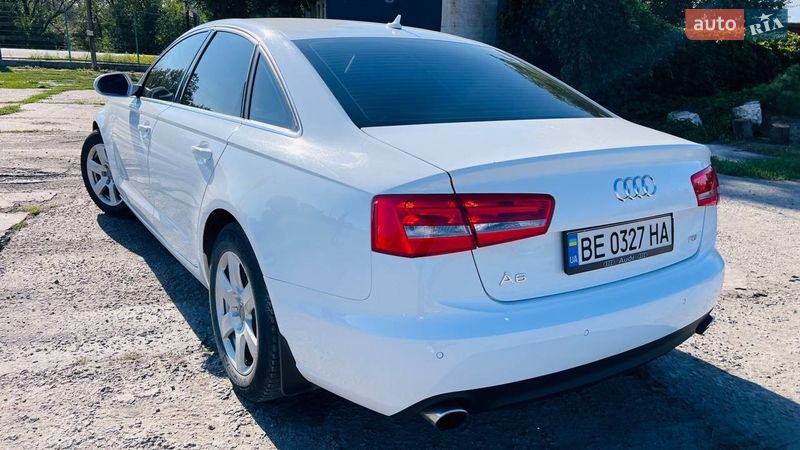 Седан Audi A6 2011 в Новому Бузі