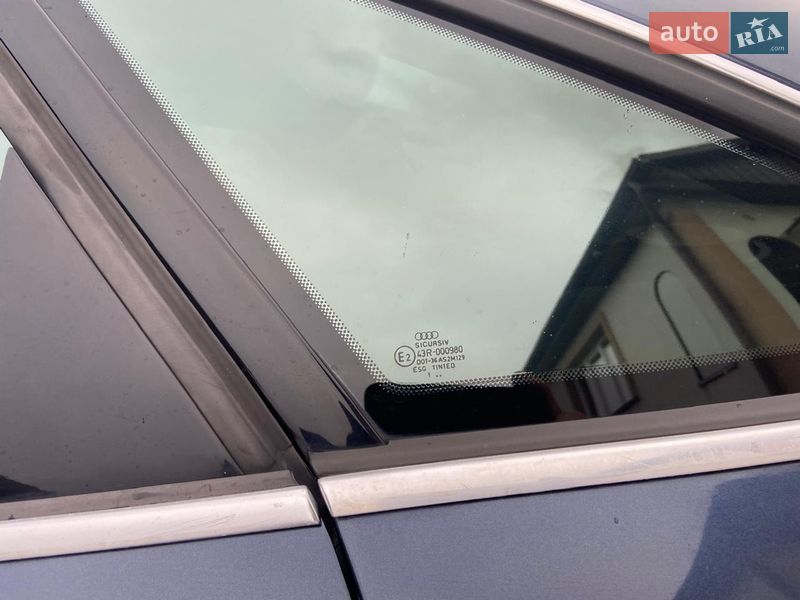 Седан Audi A6 2002 в Камені-Каширському