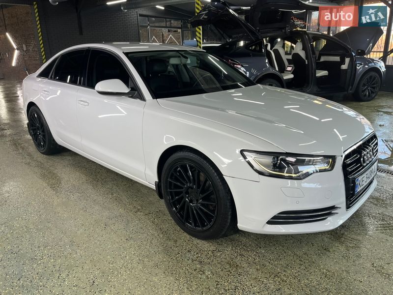 Седан Audi A6 2012 в Кривому Розі