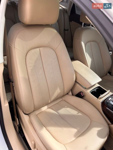 Седан Audi A6 2014 в Виноградові