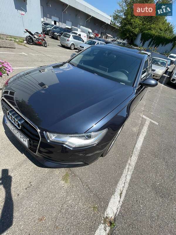 Седан Audi A6 2014 в Киеве