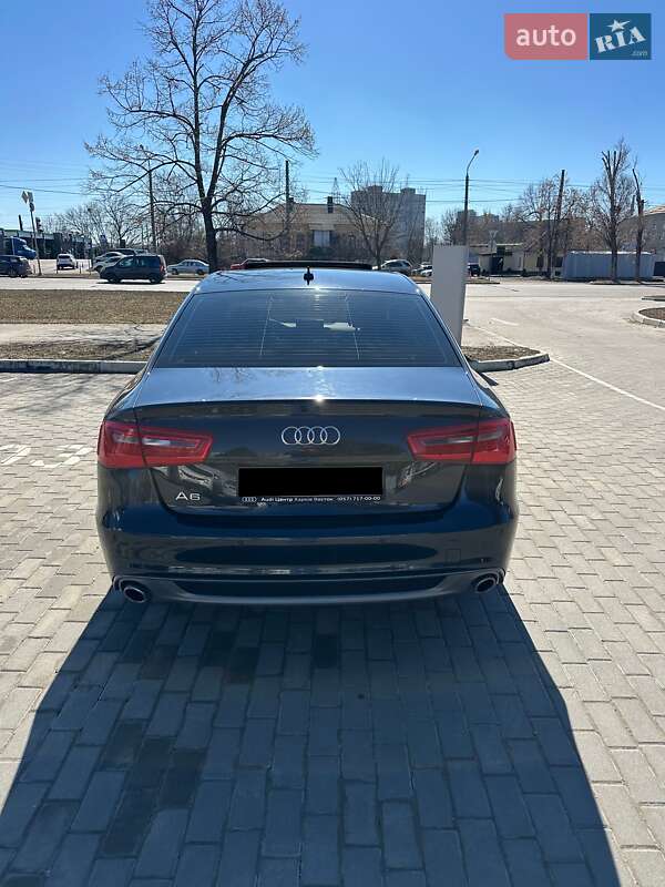 Седан Audi A6 2012 в Киеве