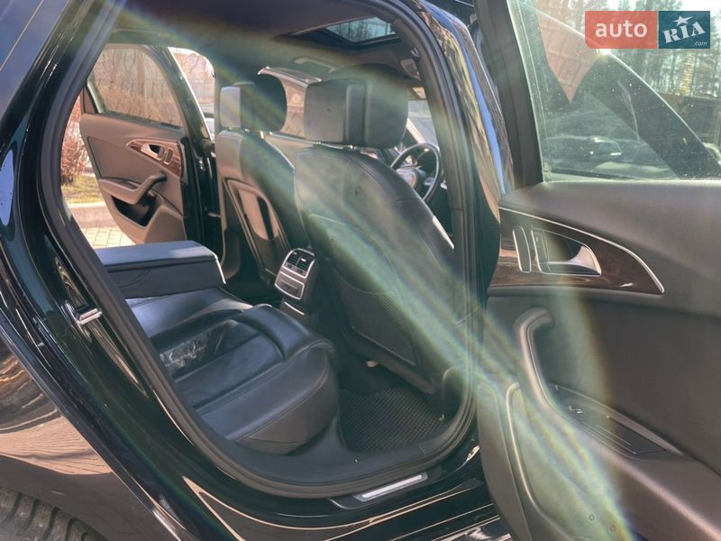 Седан Audi A6 2012 в Киеве