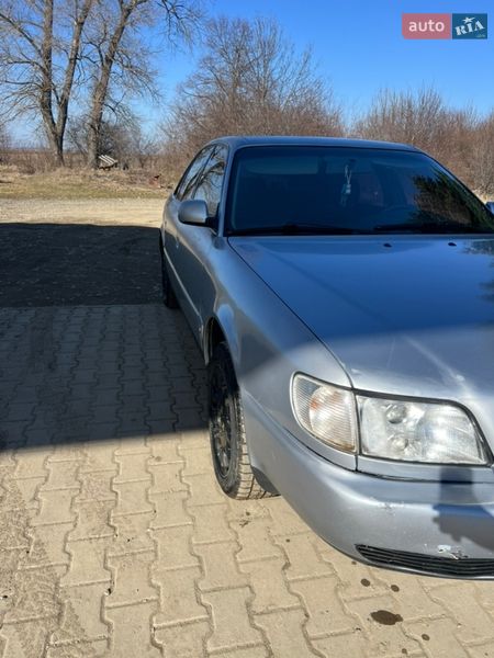 Седан Audi A6 1996 в Глыбокой