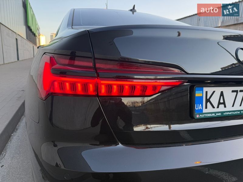 Седан Audi A6 2022 в Киеве