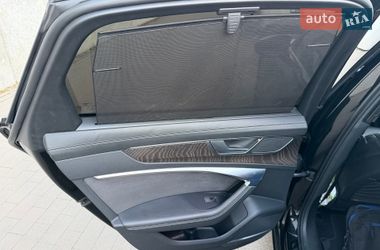 Седан Audi A6 2022 в Киеве