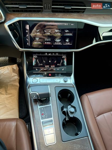 Седан Audi A6 2020 в Ровно