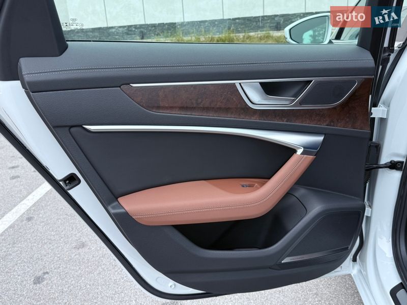 Седан Audi A6 2021 в Киеве