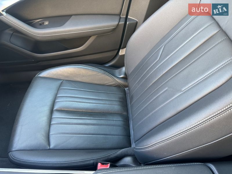 Седан Audi A6 2018 в Киеве