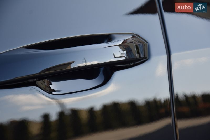 Седан Audi A6 2023 в Львове