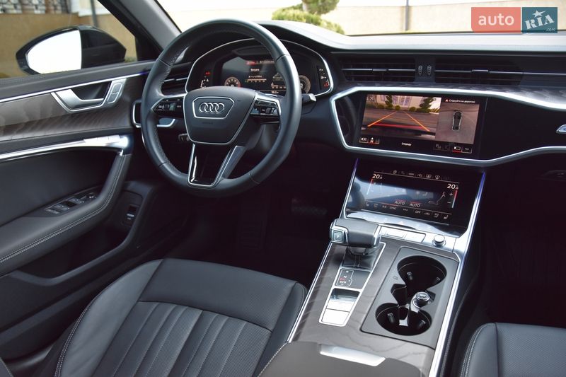 Седан Audi A6 2023 в Львове