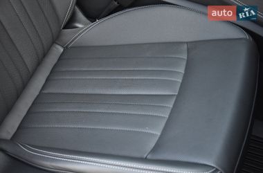 Седан Audi A6 2023 в Львове