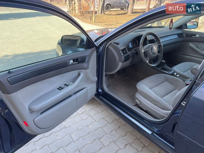 Седан Audi A6 2002 в Надворной
