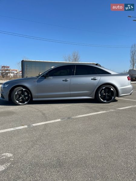 Седан Audi A6 2015 в Киеве