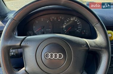 Седан Audi A6 1997 в Рава-Русской