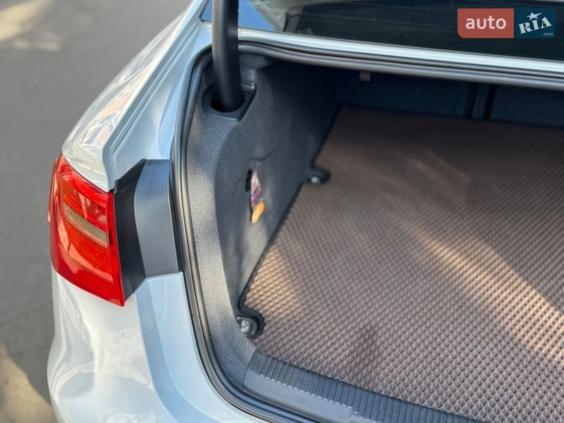 Седан Audi A6 2014 в Виннице