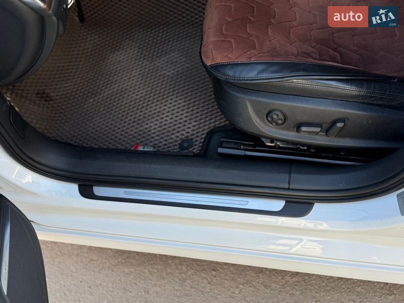 Седан Audi A6 2014 в Вінниці