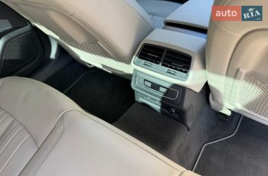 Седан Audi A6 2022 в Львове