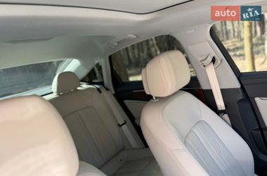 Седан Audi A6 2022 в Львове